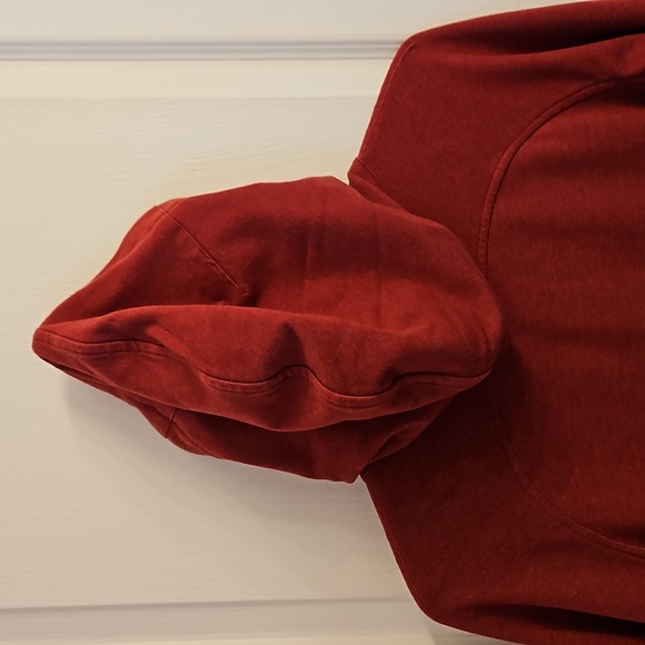 🕸️Lululemon Take Ten Hoodie in Rosewood - Picture 14 of 16